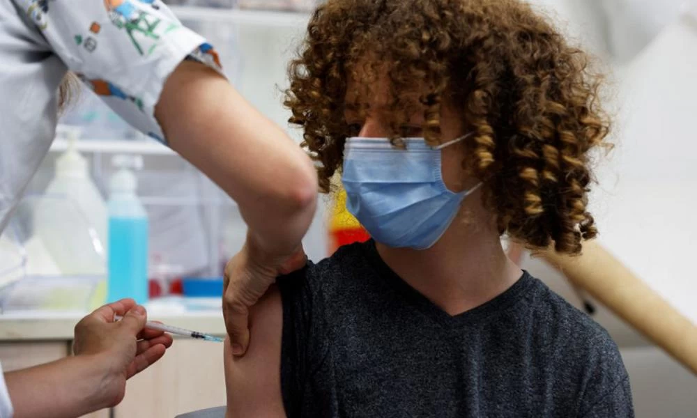 Κορονοϊός: Τι λένε οι ειδικοί για το εμβόλιο στα παιδιά